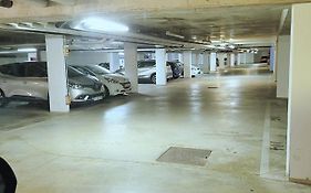 III Appart 2 Pièces, Neuf 200 m de Gare Parking Netflix Evry Courcouronnes